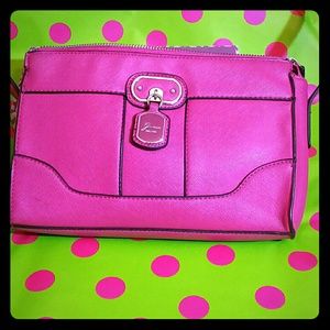 Guess crossbody purse